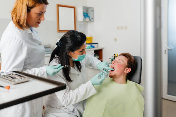 Best Emergency Cosmetic Dentistry (e.g., broken veneers) in Long Beach, WA